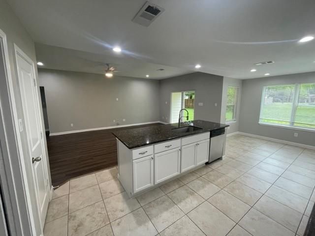 508 Willis, Alvin, TX 77511