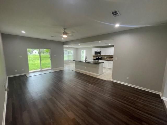 508 Willis, Alvin, TX 77511