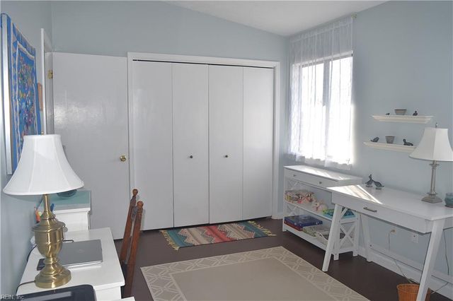 128 N First ST, Hampton, VA 23664