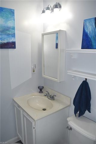 128 N First ST, Hampton, VA 23664