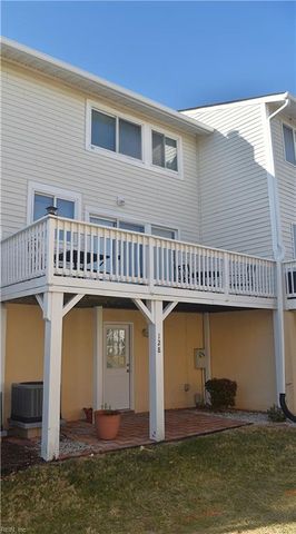 128 N First ST, Hampton, VA 23664