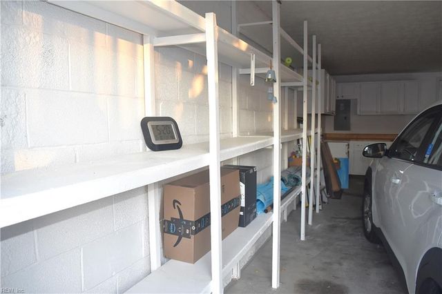 128 N First ST, Hampton, VA 23664