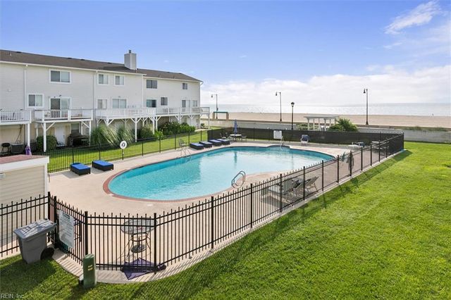 128 N First ST, Hampton, VA 23664