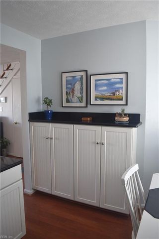 128 N First ST, Hampton, VA 23664