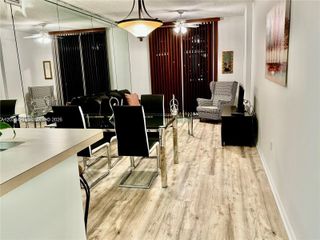 185 SE 14th Ter 1812, Miami, FL 33131