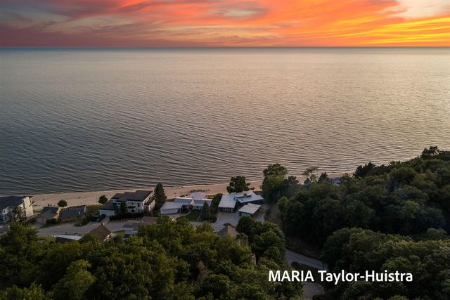 17778 N Shore Estates Road, Spring Lake, MI 49456