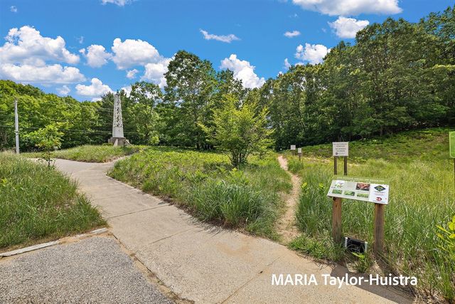 17778 N Shore Estates Road, Spring Lake, MI 49456