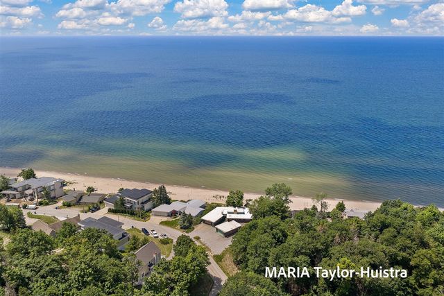 17778 N Shore Estates Road, Spring Lake, MI 49456