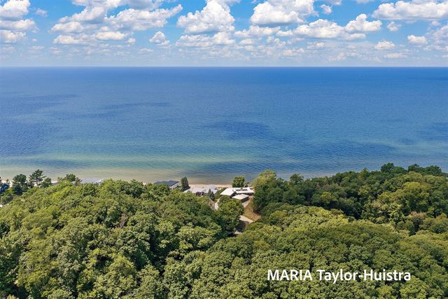 17778 N Shore Estates Road, Spring Lake, MI 49456