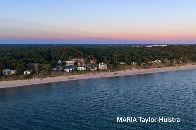 17778 N Shore Estates Road, Spring Lake, MI 49456