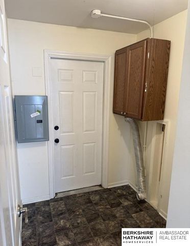 4520 S 63rd Street, Omaha, NE 68117