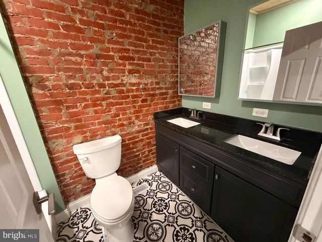 2643 N MASCHER ST, Philadelphia, PA 19133