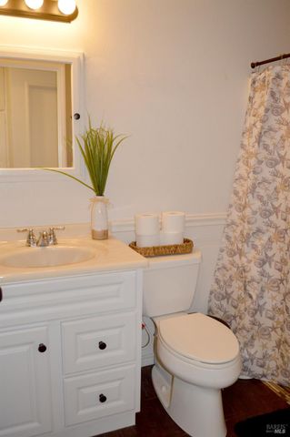 349 Washington Ave, Ukiah, CA 95482