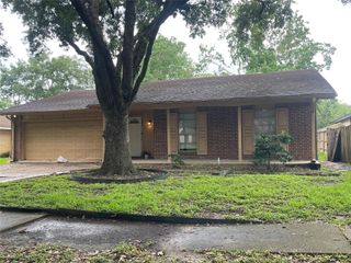 2242 Stillmeadow Drive, Missouri City, TX 77489