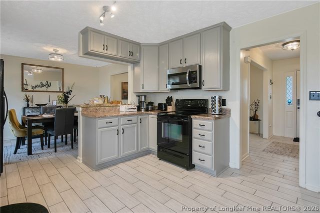6213 Streeter Drive, Hope Mills, NC 28348