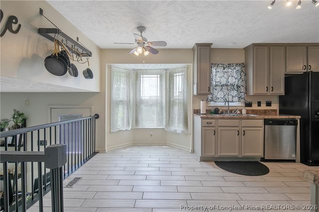 6213 Streeter Drive, Hope Mills, NC 28348