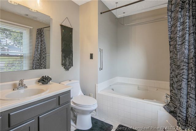 6213 Streeter Drive, Hope Mills, NC 28348