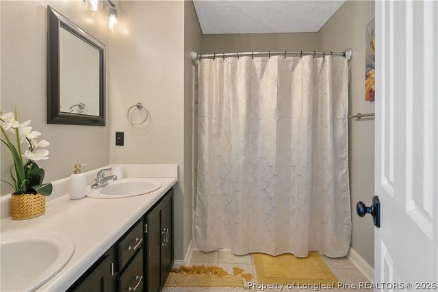 6213 Streeter Drive, Hope Mills, NC 28348