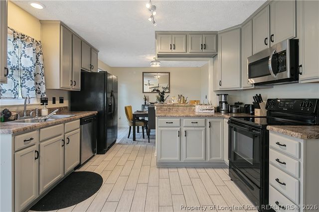 6213 Streeter Drive, Hope Mills, NC 28348