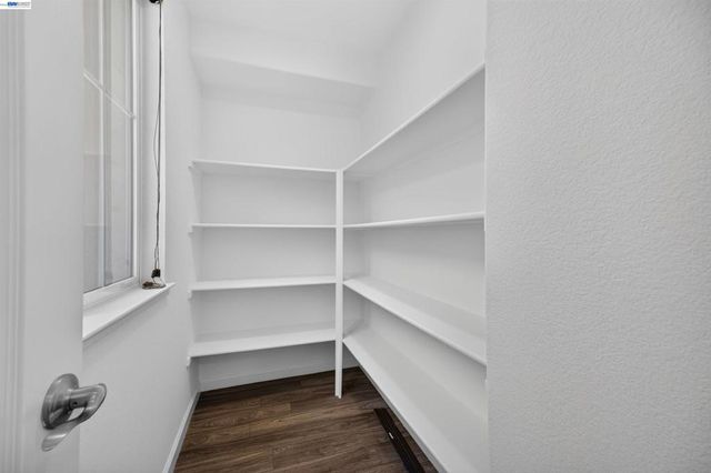 631 Moss Way, Hayward, CA 94541