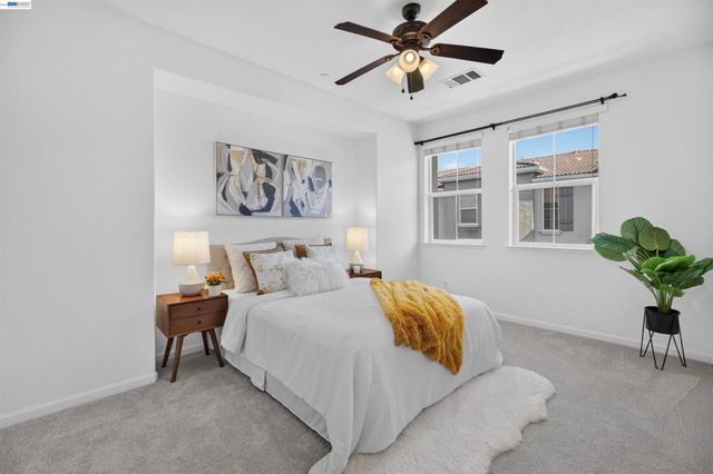 631 Moss Way, Hayward, CA 94541