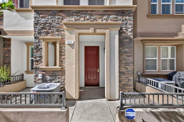 631 Moss Way, Hayward, CA 94541