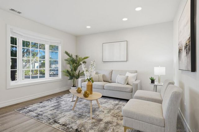 3240 Geronimo Ave, San Diego, CA 92117