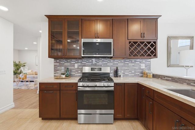 3240 Geronimo Ave, San Diego, CA 92117