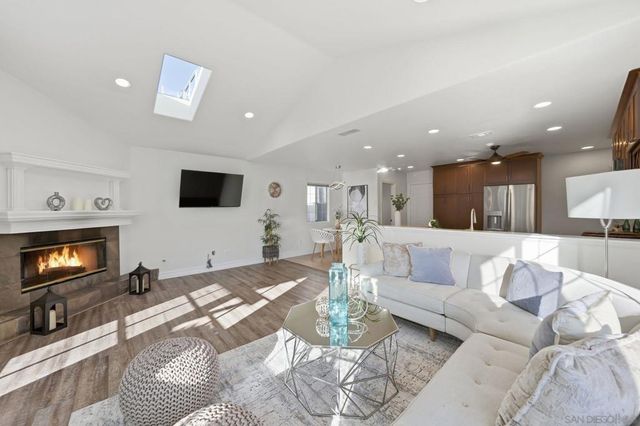 3240 Geronimo Ave, San Diego, CA 92117