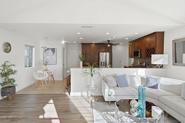 3240 Geronimo Ave, San Diego, CA 92117