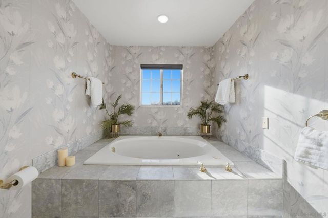 3240 Geronimo Ave, San Diego, CA 92117