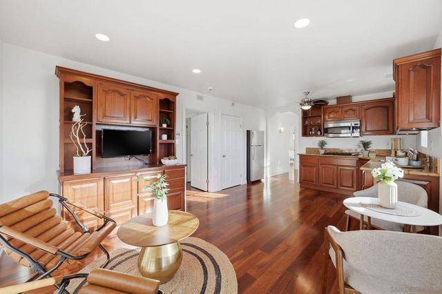 3240 Geronimo Ave, San Diego, CA 92117