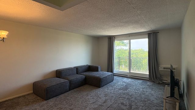 9701 N Dee Road N 601K, Niles, IL 60714