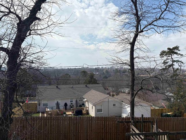 1632 Pine Valley, Little Rock, AR 72207