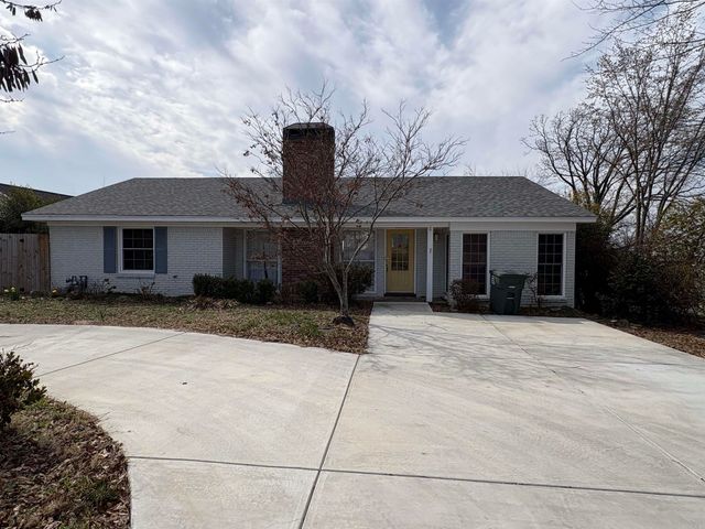 1632 Pine Valley, Little Rock, AR 72207