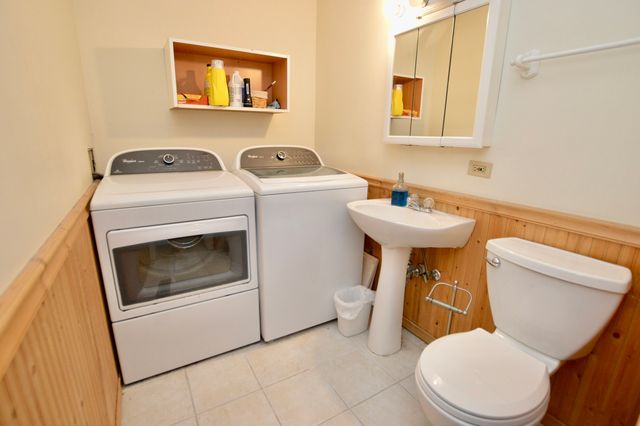 516 N Thornwood Drive, Mchenry, IL 60050