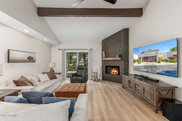 11629 N 40TH Way, Phoenix, AZ 85028