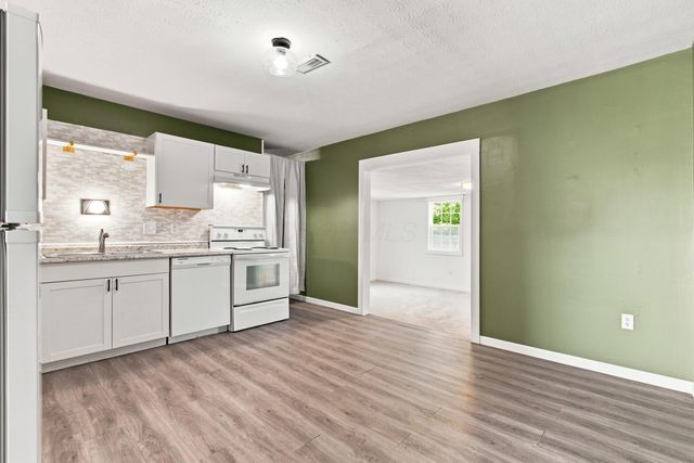 1062 Tobi Drive, Columbus, OH 43207