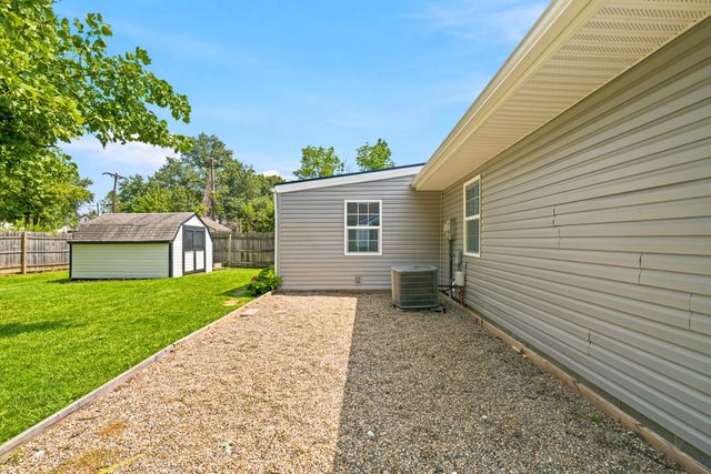 1062 Tobi Drive, Columbus, OH 43207