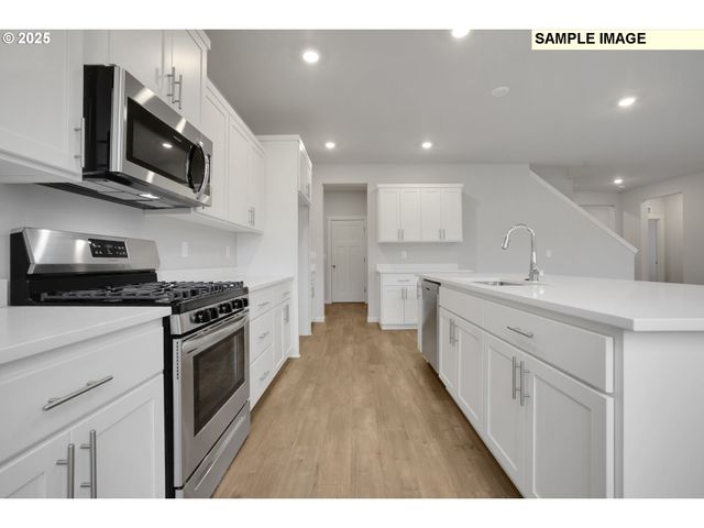 846 GLADE Ave, Forest Grove, OR 97116