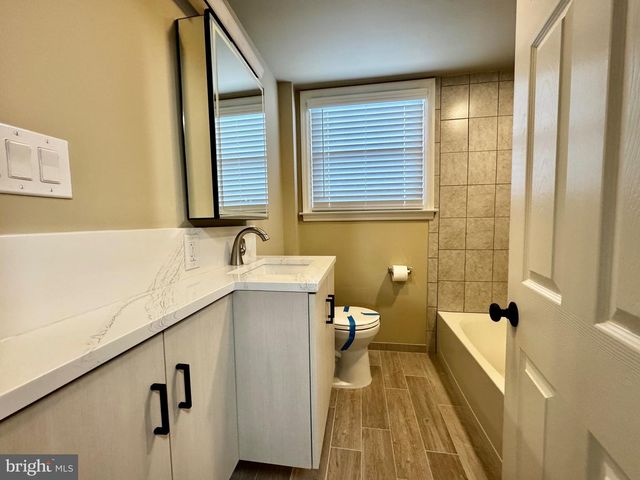 551 FERNHILL RD, West Chester, PA 19380