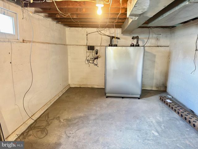 551 FERNHILL RD, West Chester, PA 19380