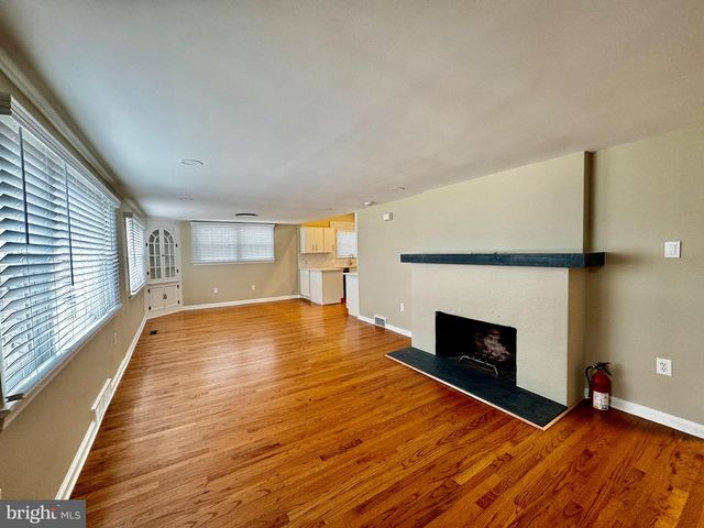 551 FERNHILL RD, West Chester, PA 19380