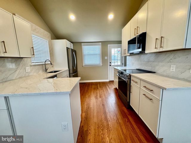 551 FERNHILL RD, West Chester, PA 19380