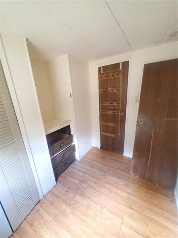 6945 SE 110TH STREET, Belleview, FL 34420