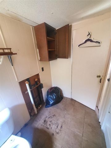 6945 SE 110TH STREET, Belleview, FL 34420