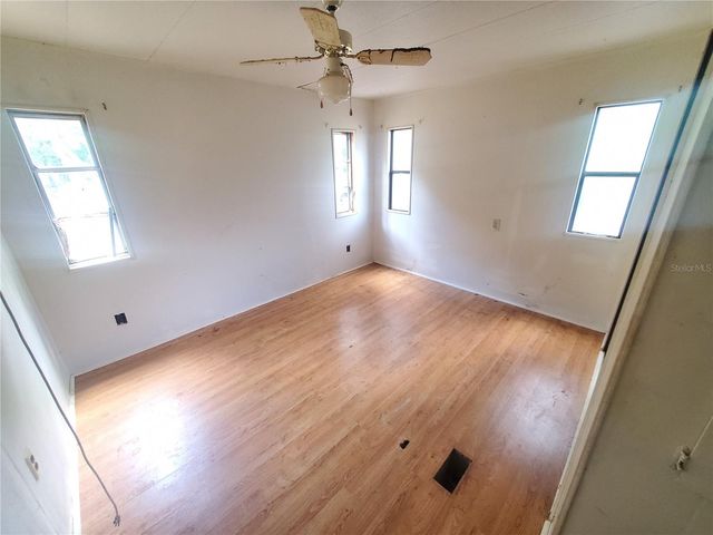 6945 SE 110TH STREET, Belleview, FL 34420