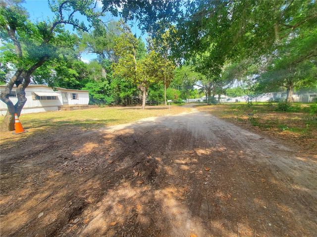 6945 SE 110TH STREET, Belleview, FL 34420