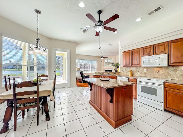 1821 CARILLON PARK DRIVE, Oviedo, FL 32765