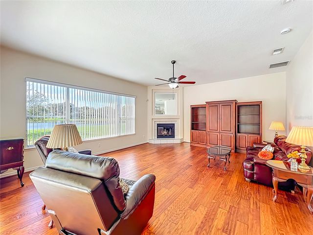 1821 CARILLON PARK DRIVE, Oviedo, FL 32765